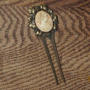 Victorian-style Cameo hair pin with grape vines